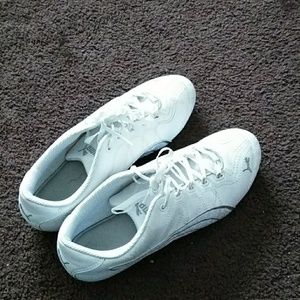 Puma all white